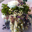 Ramo de novia flor preservada lila y blanco